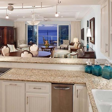 Caribbean Club Boutique Hotel, Grand Cayman Dog City Dış mekan fotoğraf