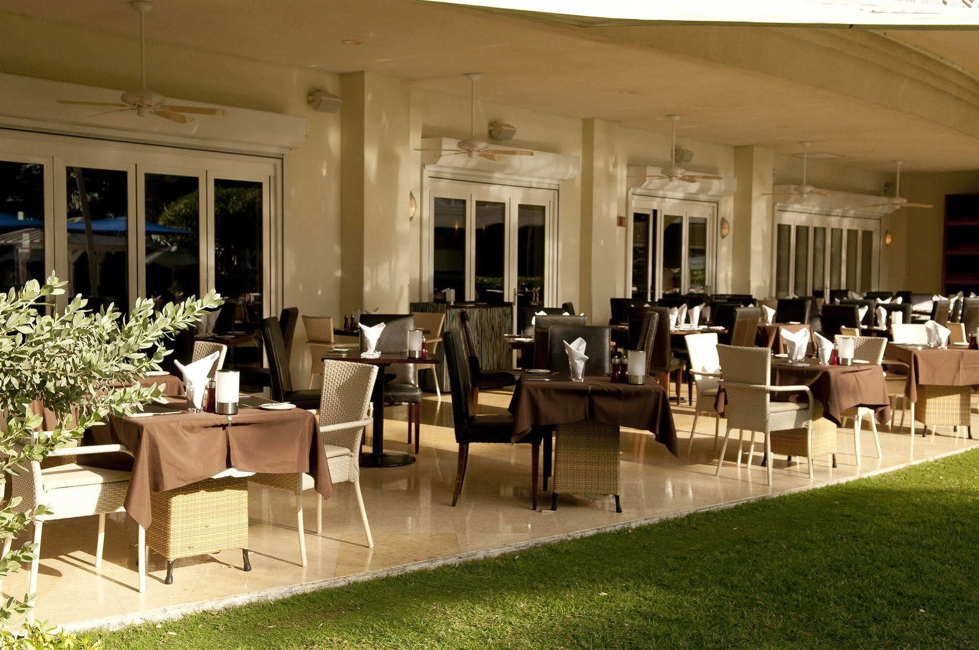 Caribbean Club Boutique Hotel, Grand Cayman Dog City Dış mekan fotoğraf