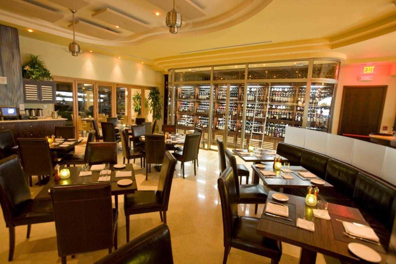 Caribbean Club Boutique Hotel, Grand Cayman Dog City Dış mekan fotoğraf