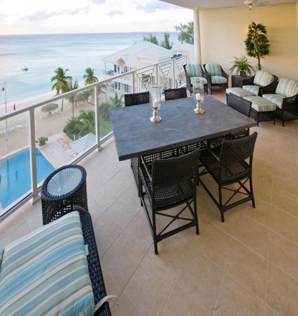 Caribbean Club Boutique Hotel, Grand Cayman Dog City Dış mekan fotoğraf